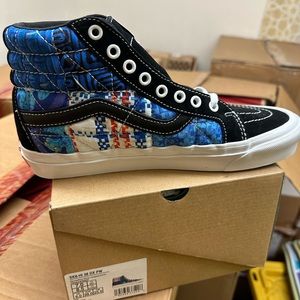 Vans Sk8-Hi 38 DX PW Sponge Bob Sandy Laing
